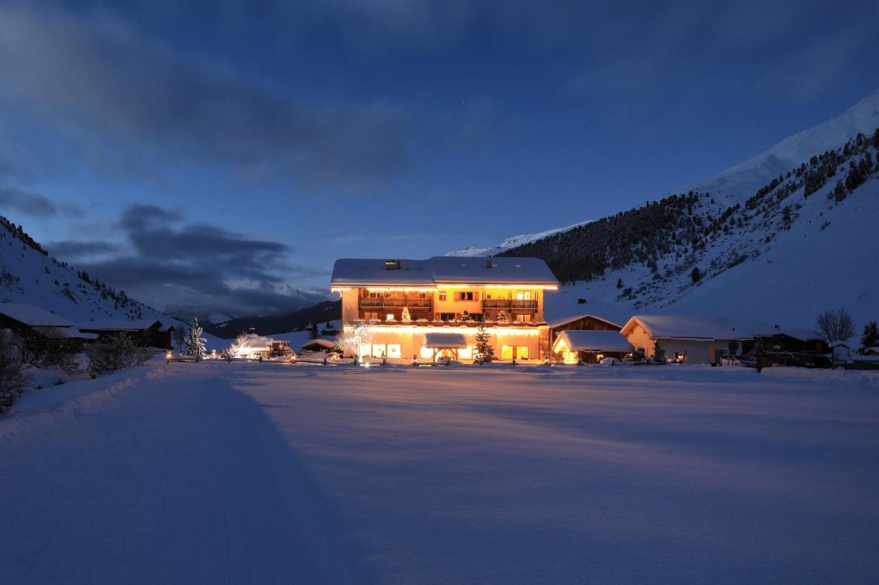 Hotel Walserhuus Sertig Sertig Döfli Exterior foto